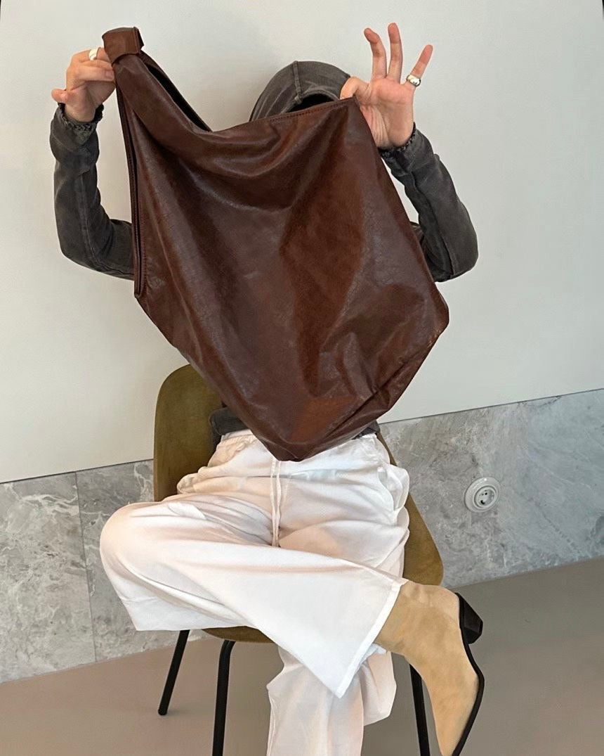 OUR SHOPPER BAG - Brown